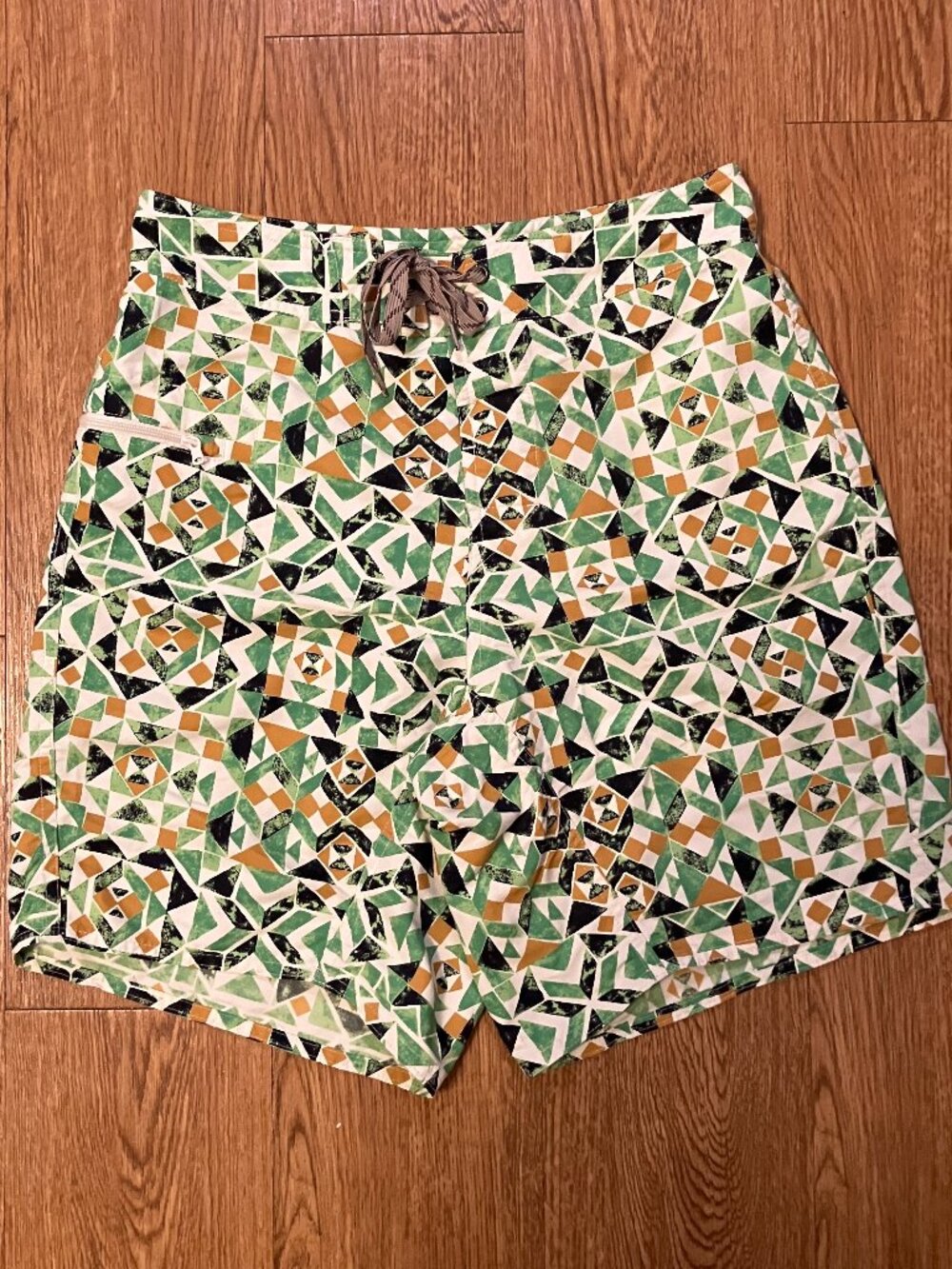 Patagonia Board Shorts Mens 28 Swim Trunks Wavefarer Geometric Triangle Green